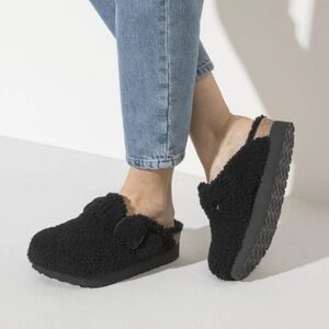 Size 6-6.5 🆕️ BIRKENSTOCK Boston Big Buckle Genuine Shearling Slippers